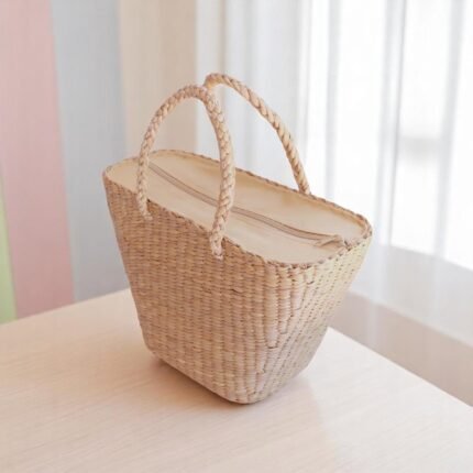 Tall Box Straw Bag With Zip